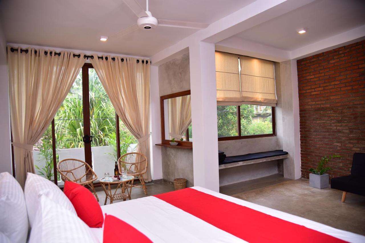 Lily Holiday Apartments Hikkaduwa Exterior photo