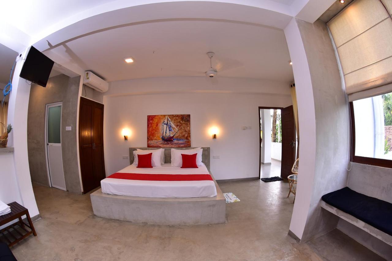 Lily Holiday Apartments Hikkaduwa Exterior photo