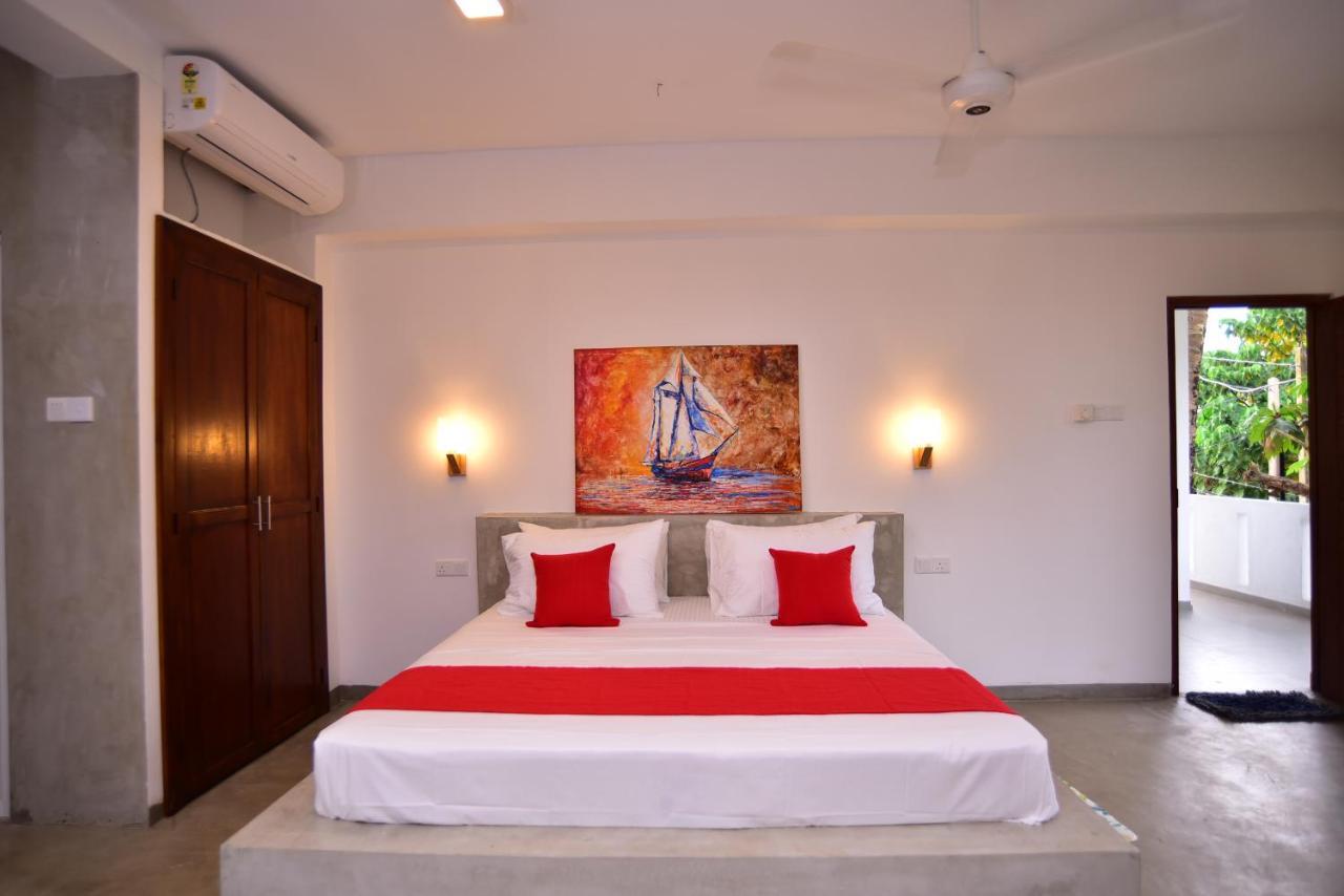 Lily Holiday Apartments Hikkaduwa Exterior photo
